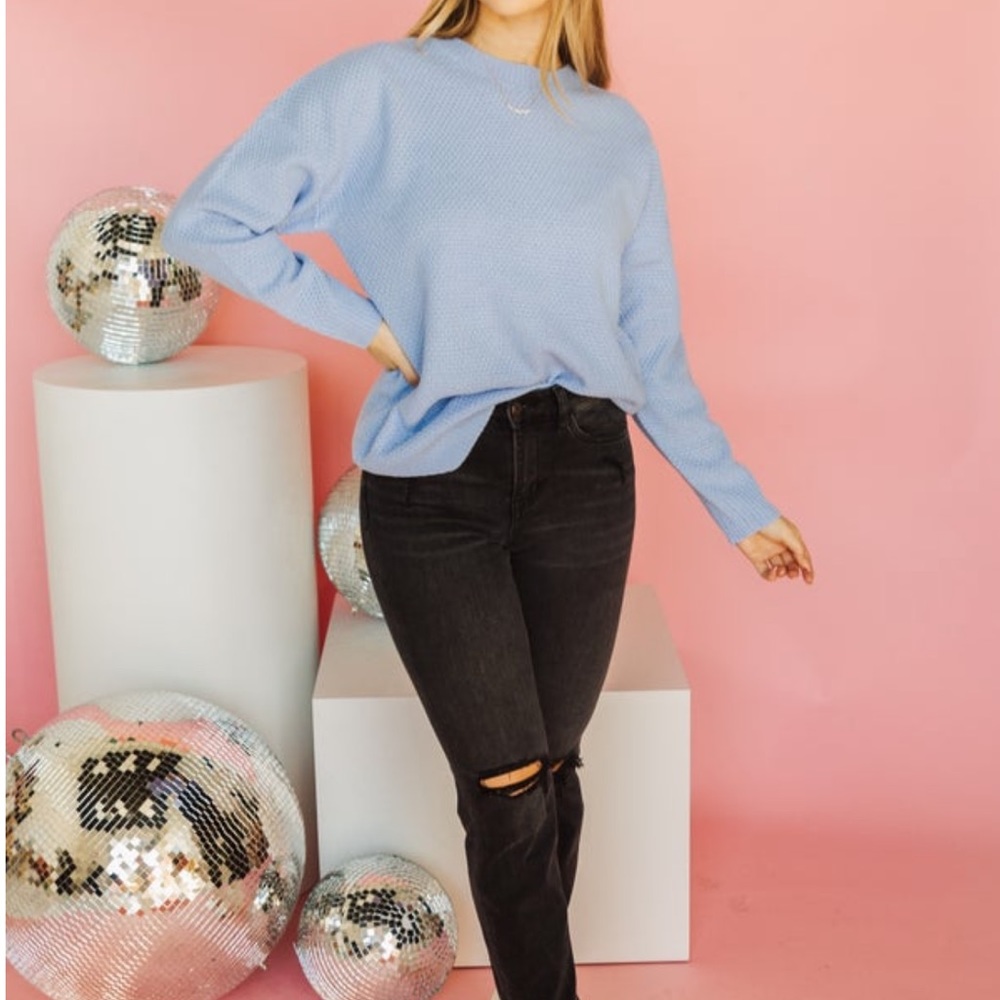 Periwinkle sweater size medium NWOT